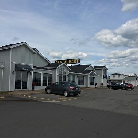 Fairway Inn Sussex Εξωτερικό φωτογραφία