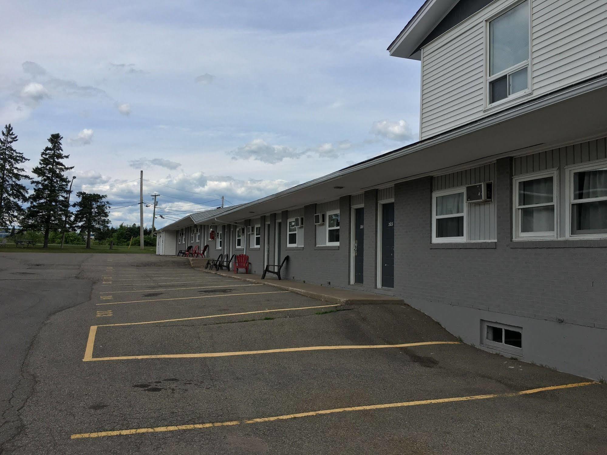 Fairway Inn Sussex Εξωτερικό φωτογραφία
