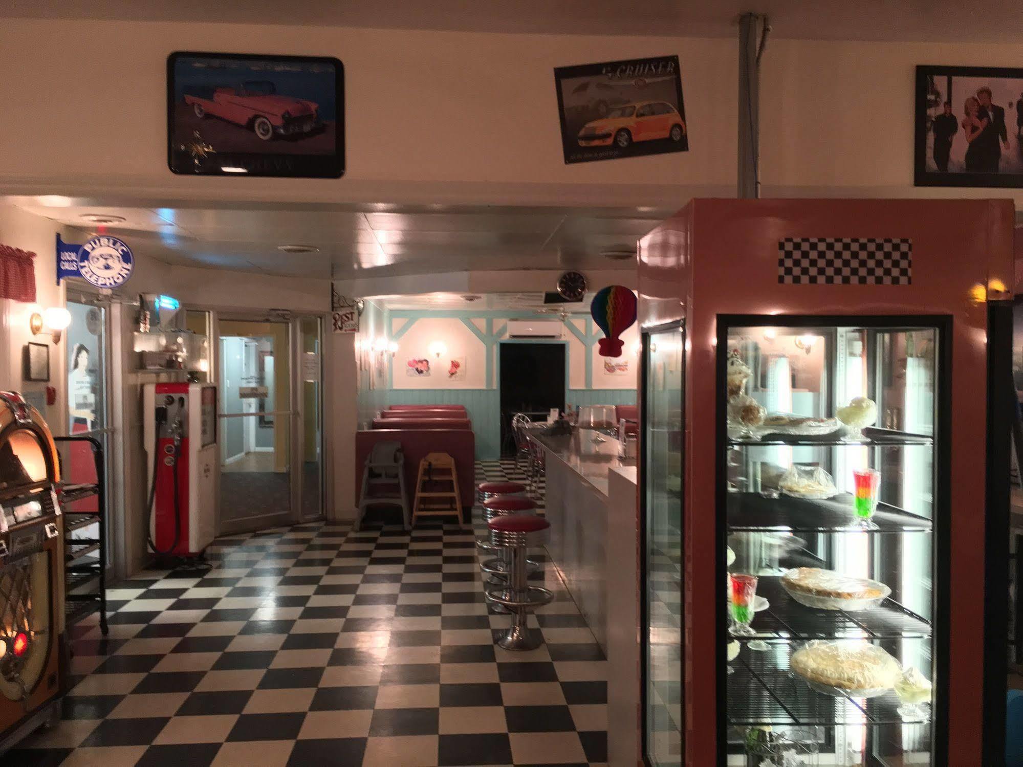 Fairway Inn Sussex Εξωτερικό φωτογραφία