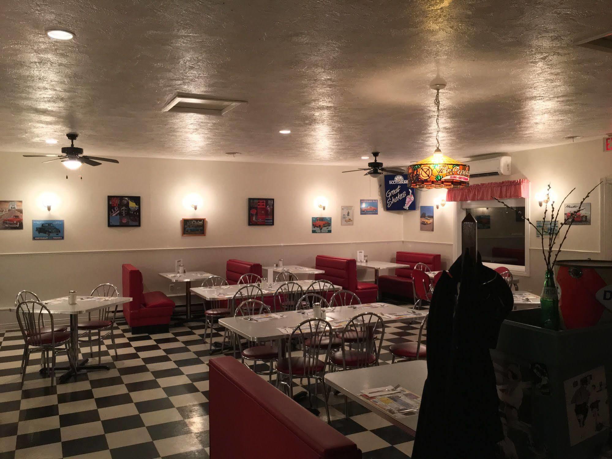 Fairway Inn Sussex Εξωτερικό φωτογραφία
