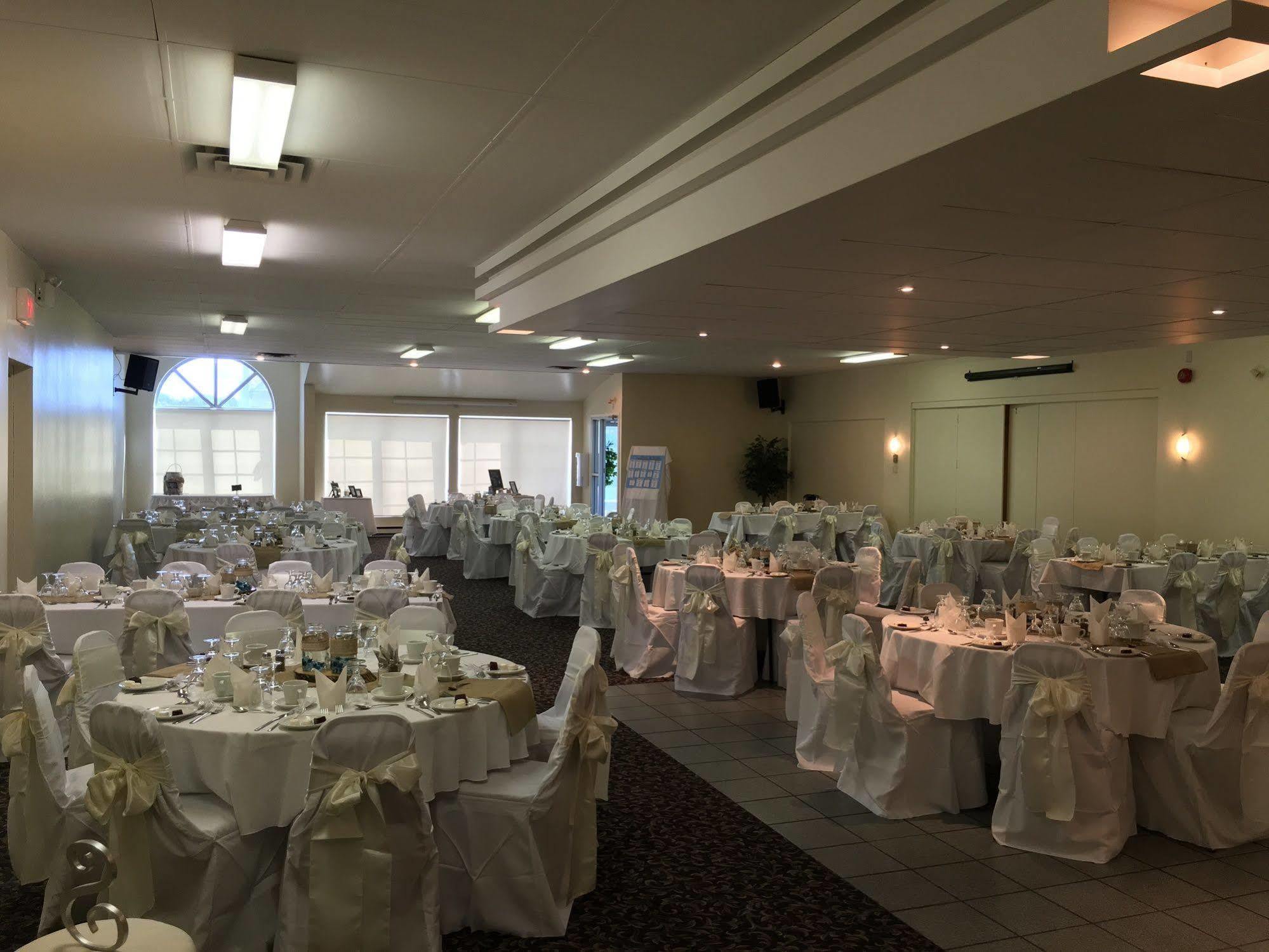 Fairway Inn Sussex Εξωτερικό φωτογραφία